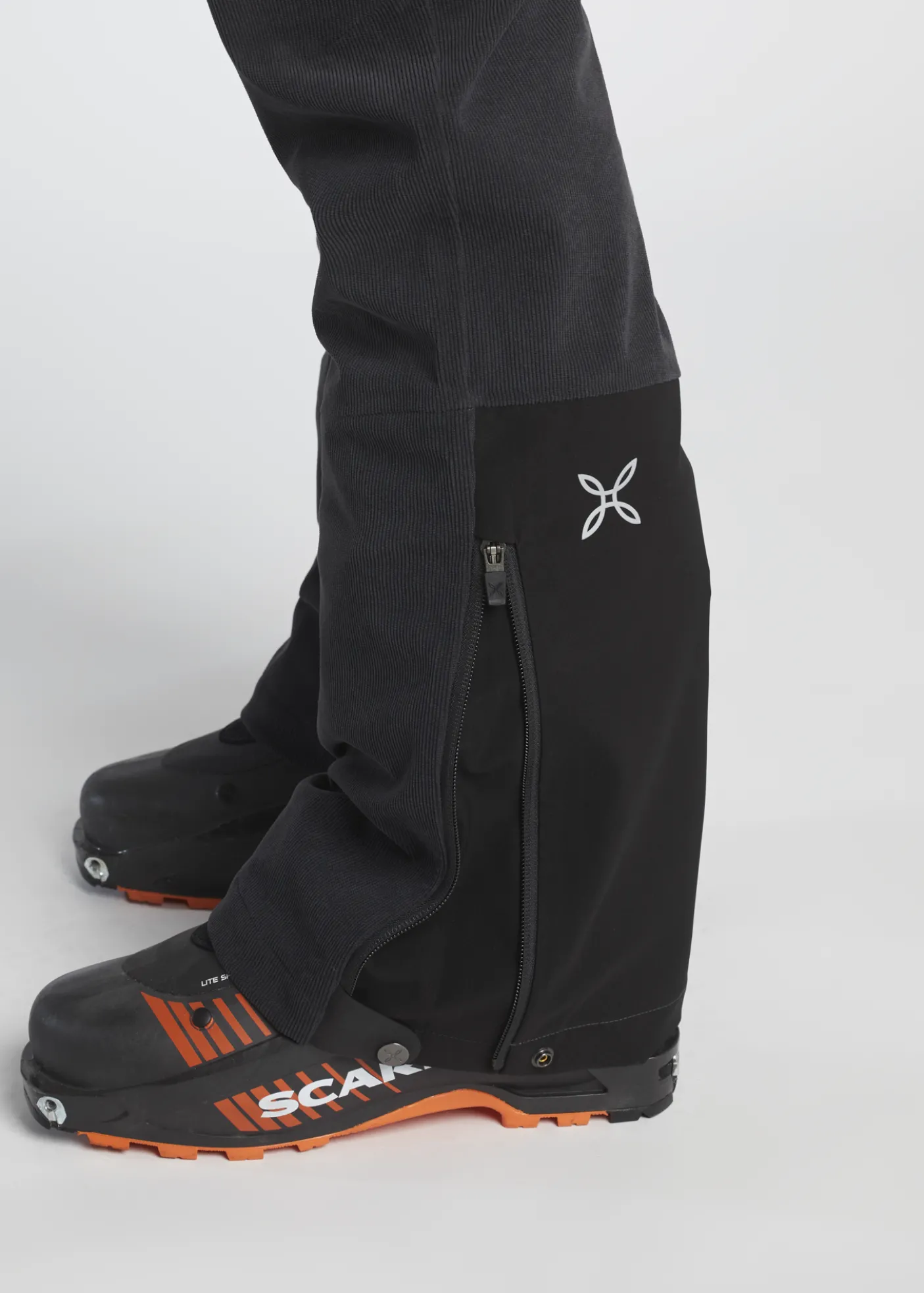 AROSA CORDUROY PANTS