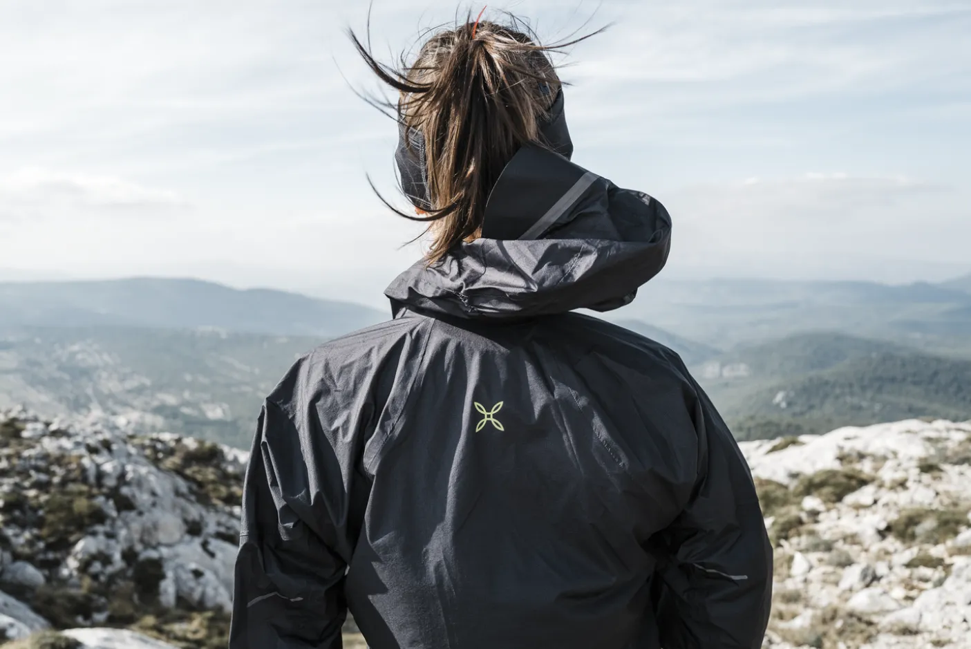 SHADOW JACKET WOMAN