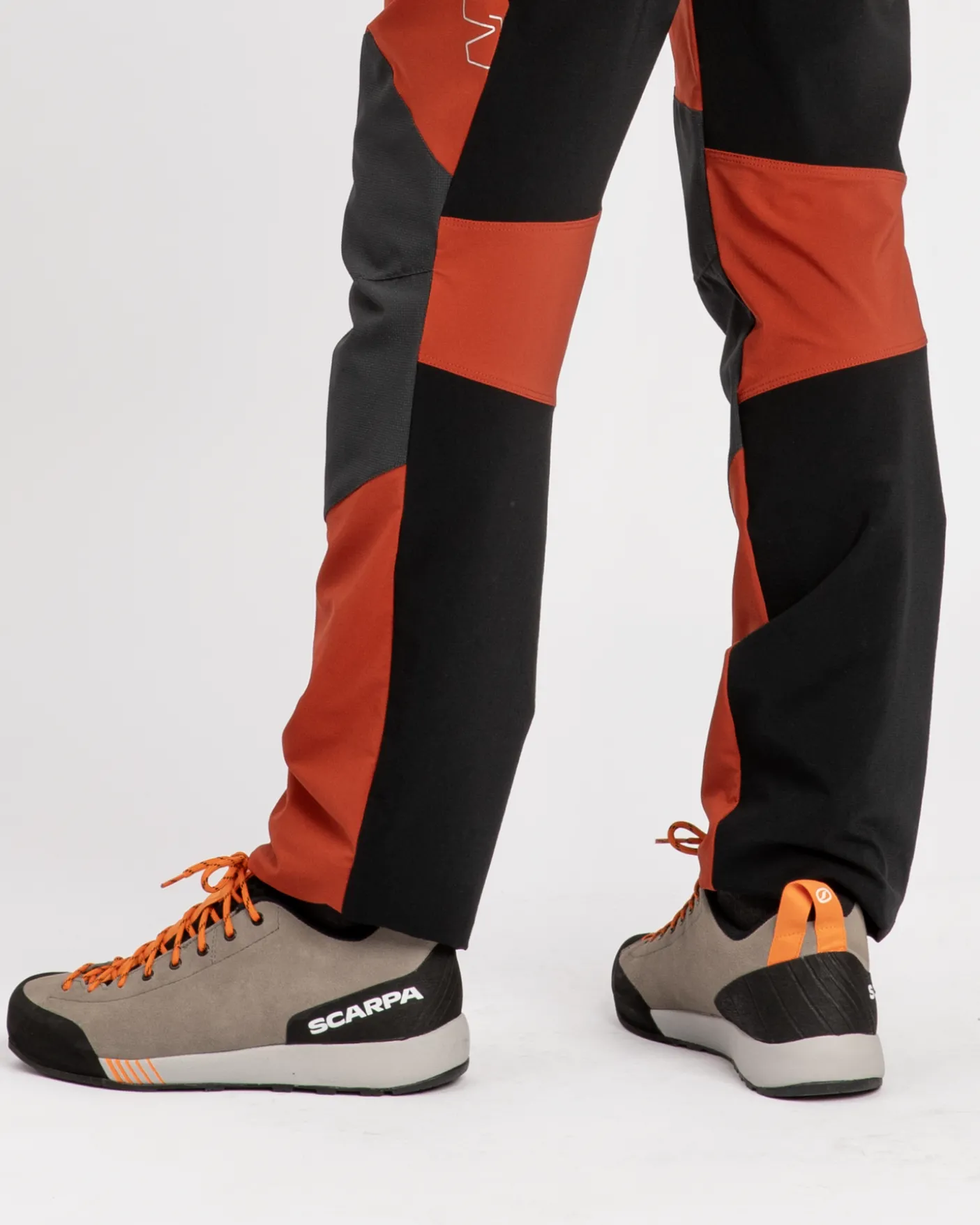 SPITZE PANTS