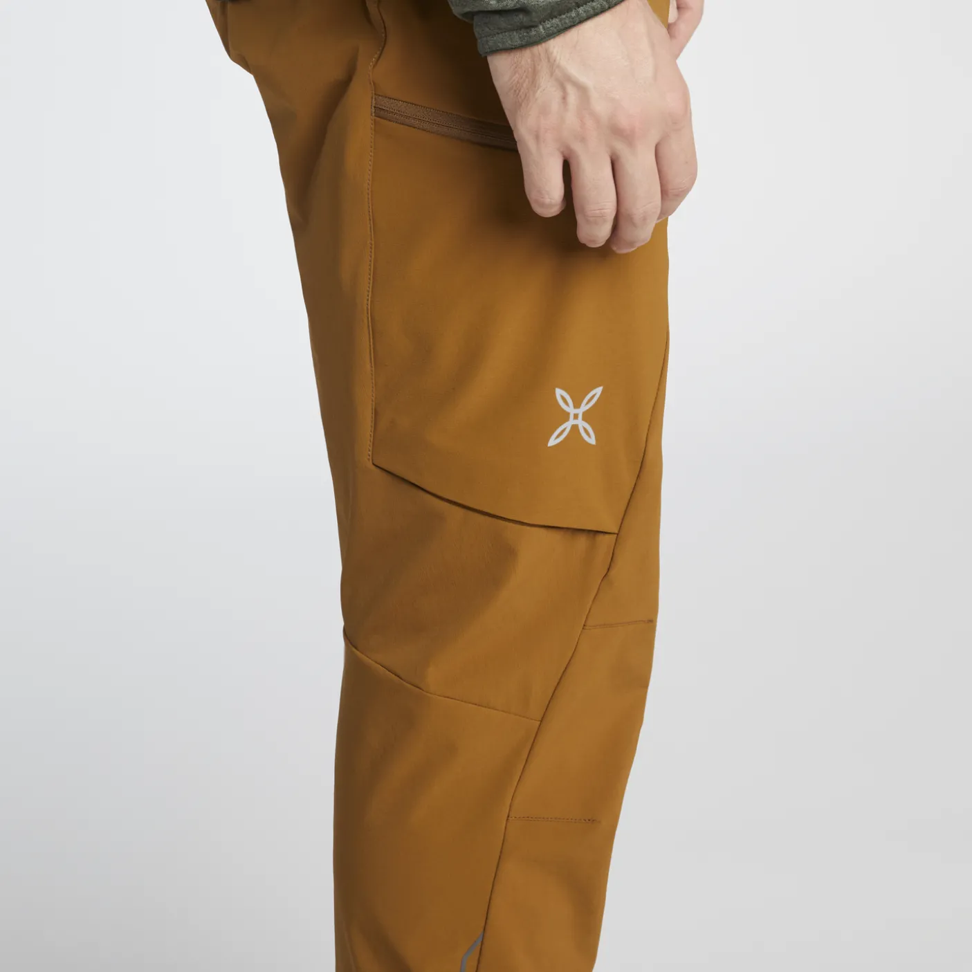 TRACE LIGHT PANTS